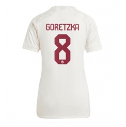 Bayern Munich Leon Goretzka #8 Tredjedrakt Dame 2023-24 Kortermet