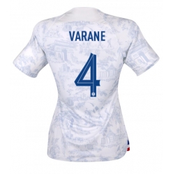Frankrike Raphael Varane #4 Bortedrakt Dame VM 2022 Kortermet