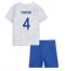 Frankrike Raphael Varane #4 Bortedraktsett Barn VM 2022 Kortermet (+ Korte bukser)
