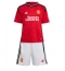 Manchester United Raphael Varane #19 Hjemmedraktsett Barn 2023-24 Kortermet (+ Korte bukser)