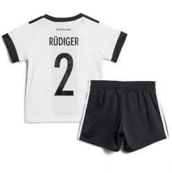 Tyskland Antonio Rudiger #2 Hjemmedraktsett Barn VM 2022 Kortermet (+ Korte bukser)