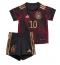 Tyskland Serge Gnabry #10 Bortedraktsett Barn VM 2022 Kortermet (+ Korte bukser)