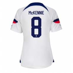 forente stater Weston McKennie #8 Hjemmedrakt Dame VM 2022 Kortermet
